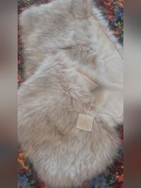 New Sissily Designs Fur Wedding Shawl